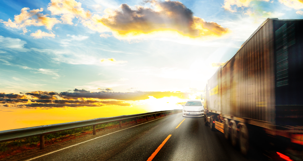 New York Truck Accident Attorneys | Call (631) 465-9797