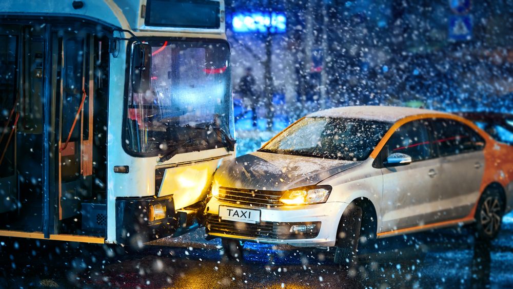 New York Bus Accident Lawyer | Call (631) 465-9797